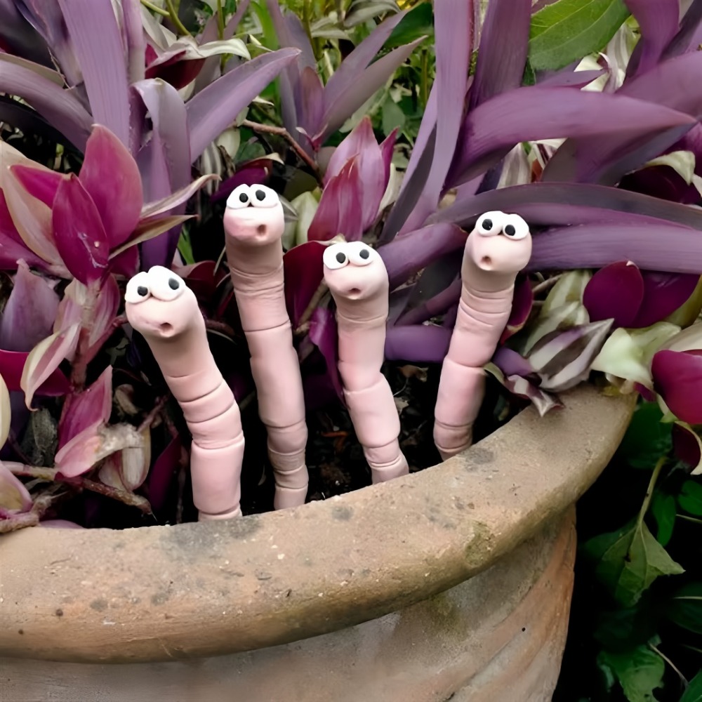 Gardening Tools Cute - 鉢植え植物湿度モニターバッテリーフリーかわいいミミズ土壌水分計メタイス屋内屋外植物芝生面白いセンサー