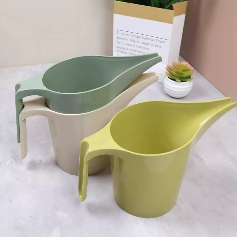プラスチック製の長口じょうろ 家庭用庭園水やりカップ 室内用 - Watering Can Long Spout のレビューと価格