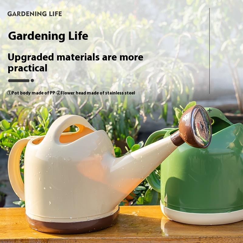 4L 散水缶 長い注ぎ口付き 厚みのあるタイプ 屋内屋外用  - Watering Can Long Spout のレビューと価格