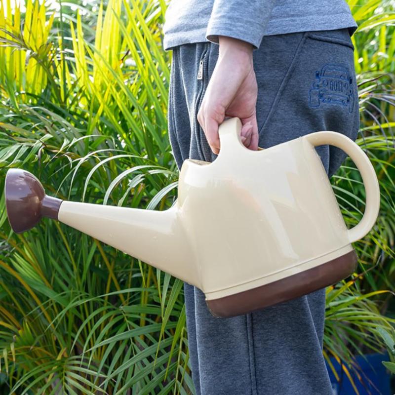 4L 散水缶 長い注ぎ口付き 厚みのあるタイプ 屋内屋外用  - Watering Can Long Spout のレビューと価格